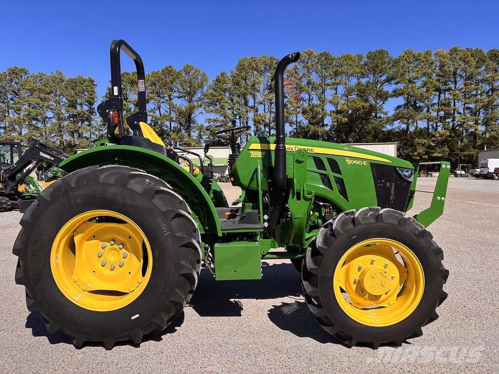 John Deere 5060E Traktoren