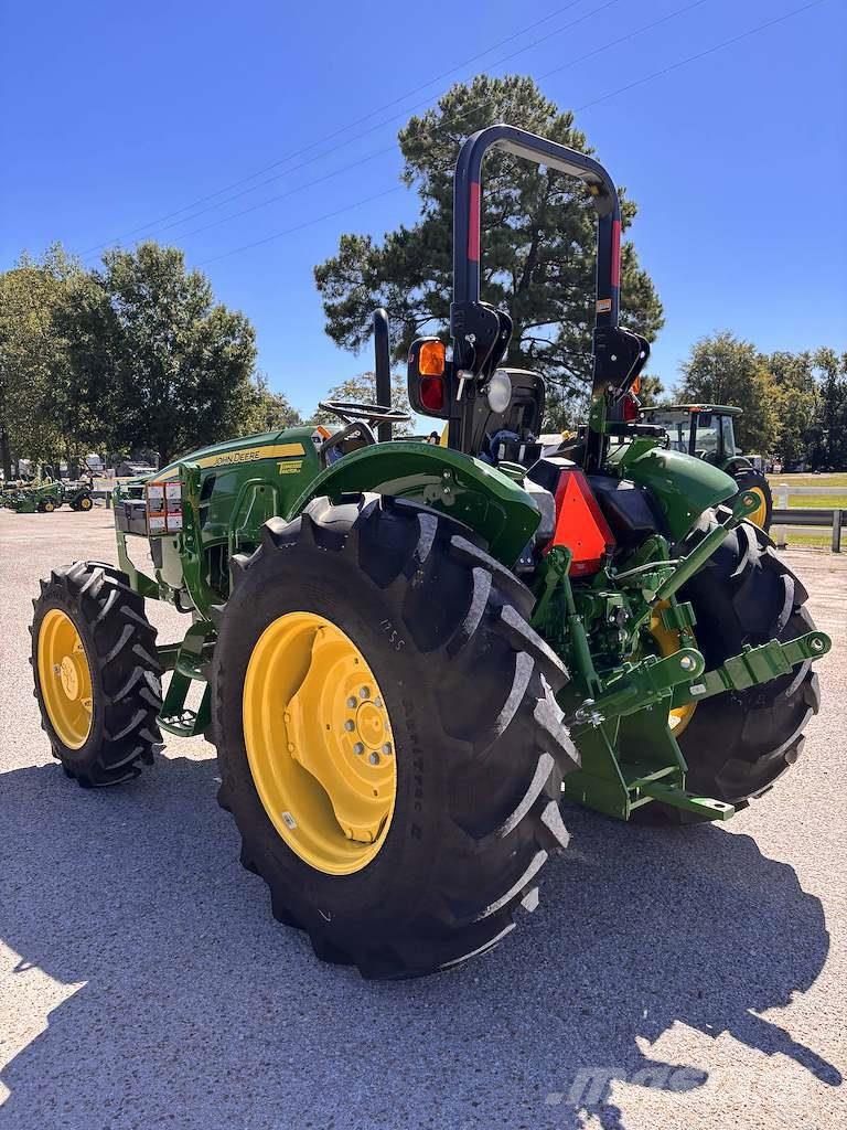 John Deere 5060E Traktoren