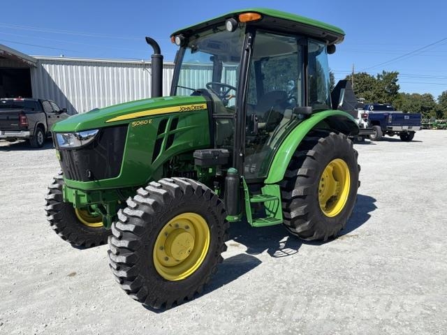 John Deere 5060E Kompaktni (mali) traktori
