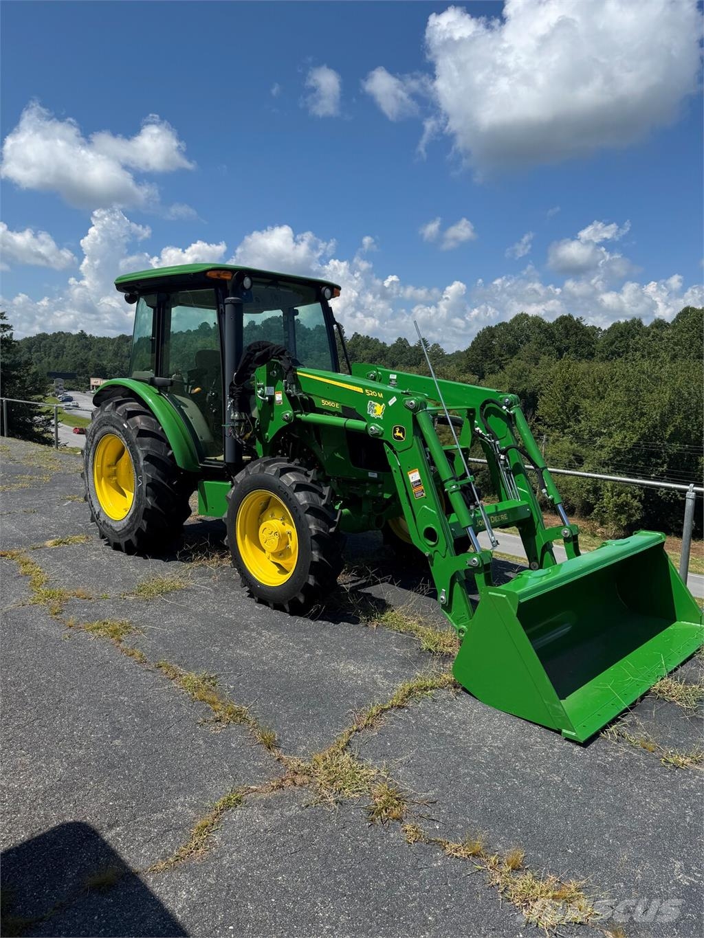 John Deere 5060E Tractores compactos