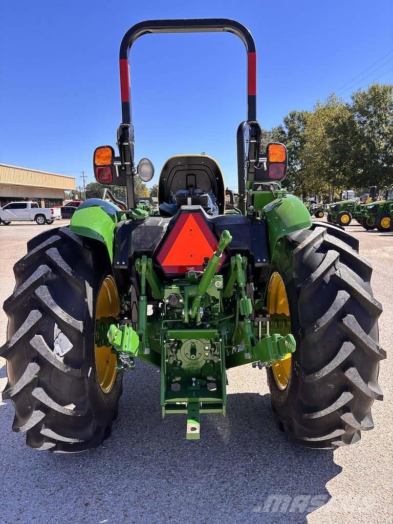 John Deere 5060E Traktoren