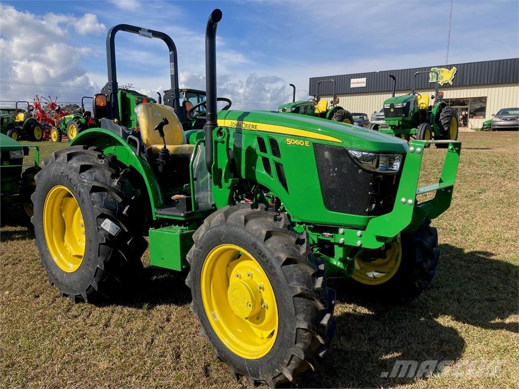 John Deere 5060E Manji traktori