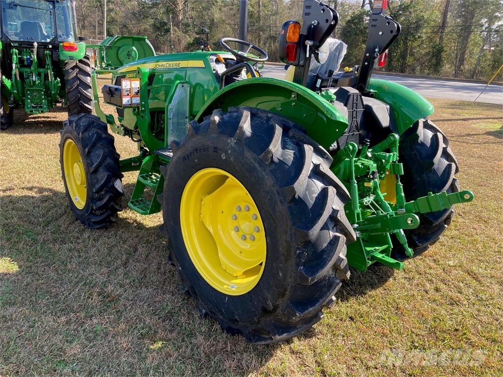 John Deere 5060E Manji traktori