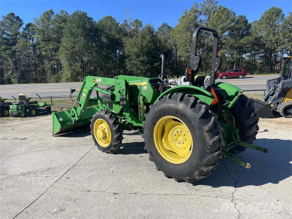 John Deere 5065E Traktorer