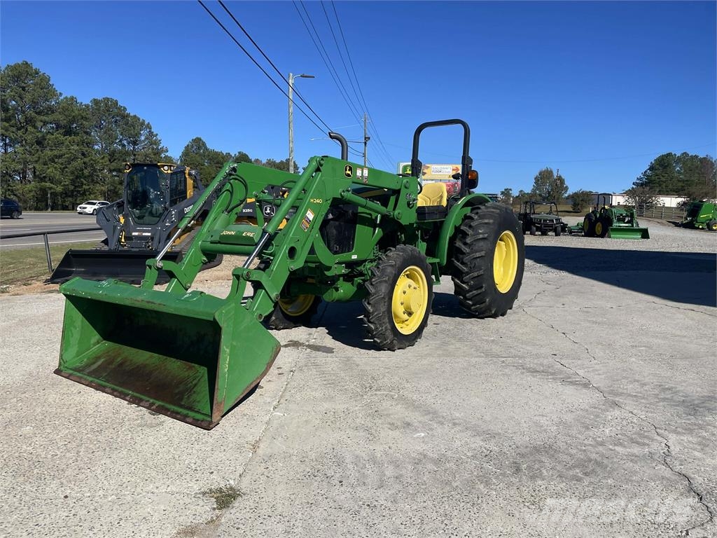 John Deere 5065E Traktorer