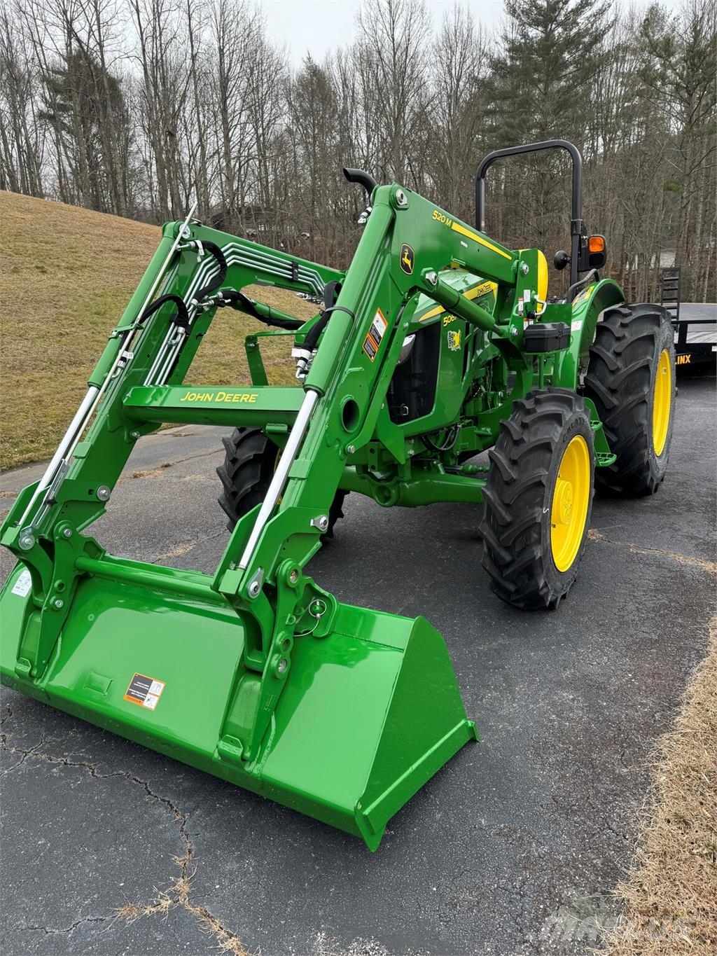 John Deere 5067E 소형 트랙터