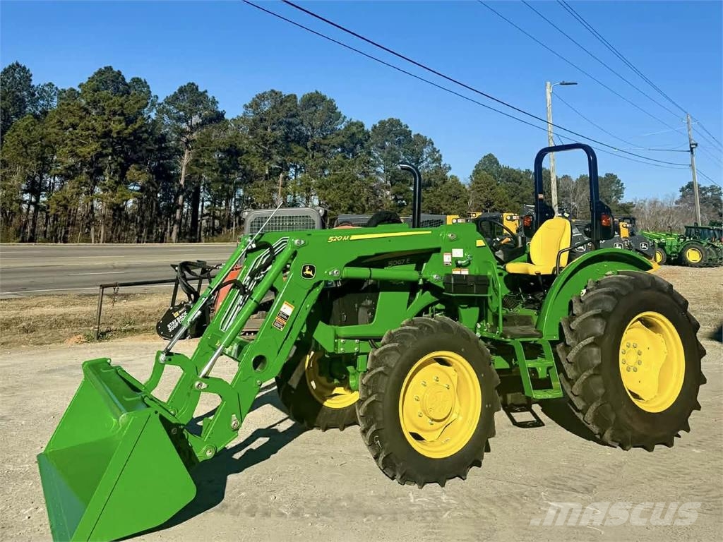 John Deere 5067E Traktori