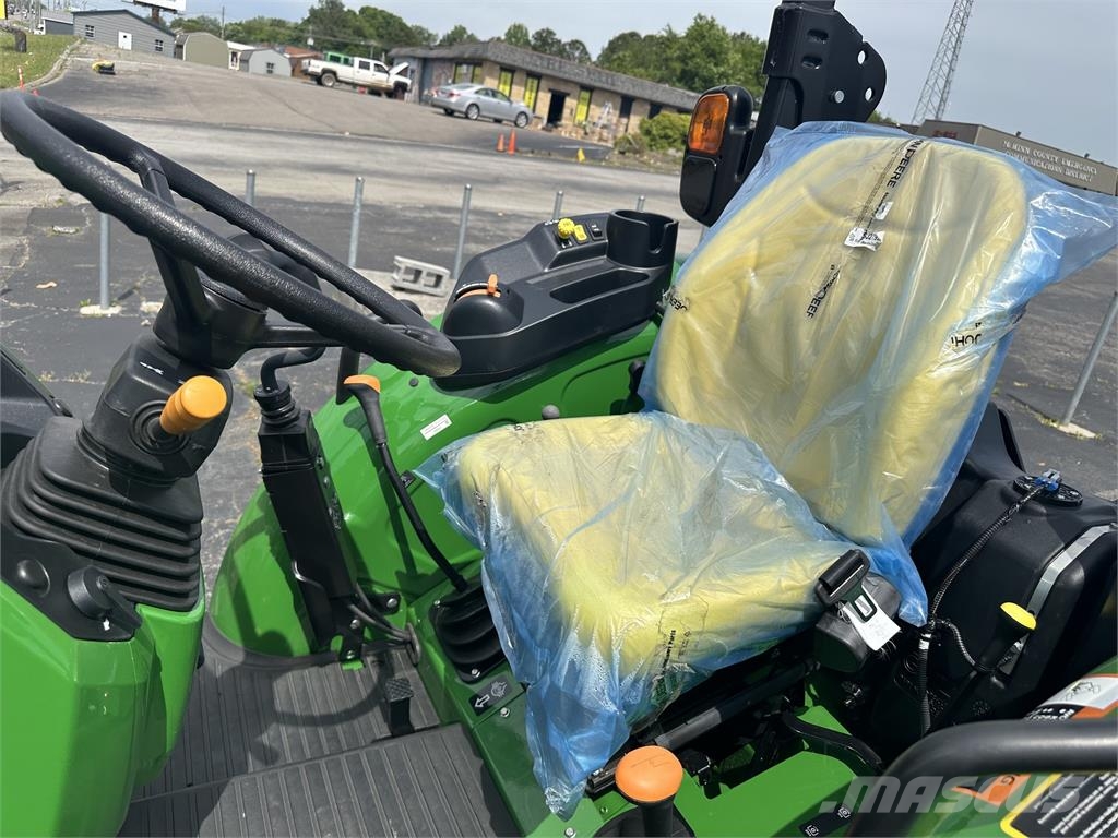 John Deere 5067E Трактори