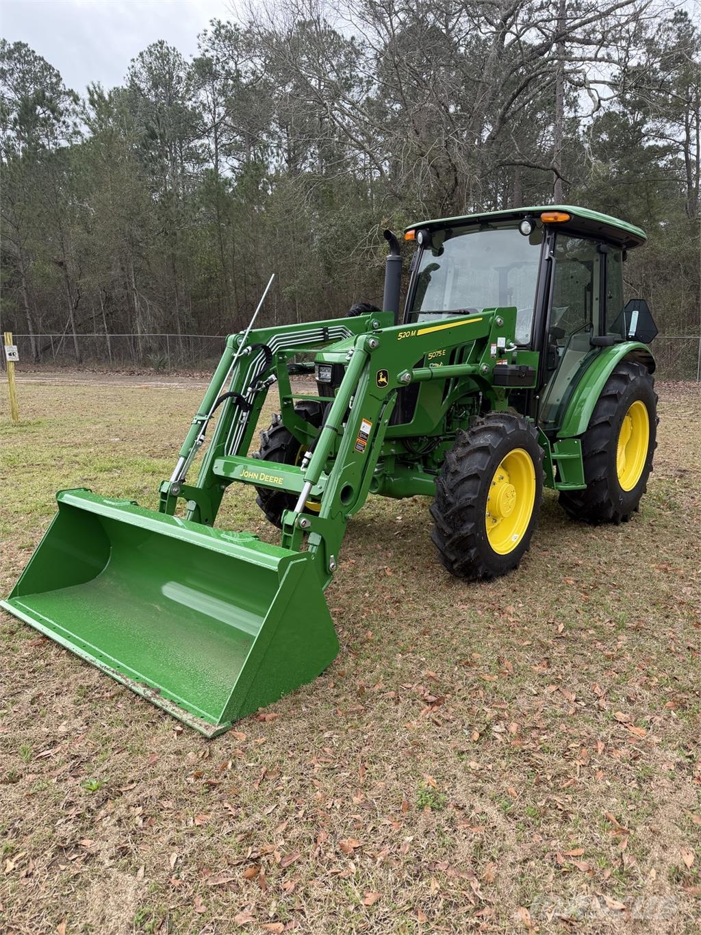 John Deere 5075E 트랙터
