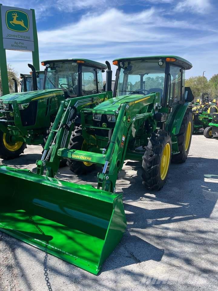 John Deere 5075E الجرارات