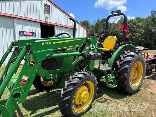 John Deere 5075E Traktorer