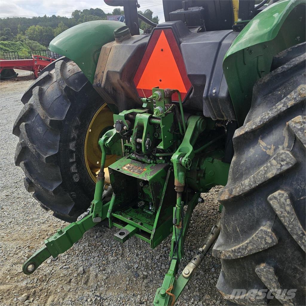 John Deere 5075E トラクター