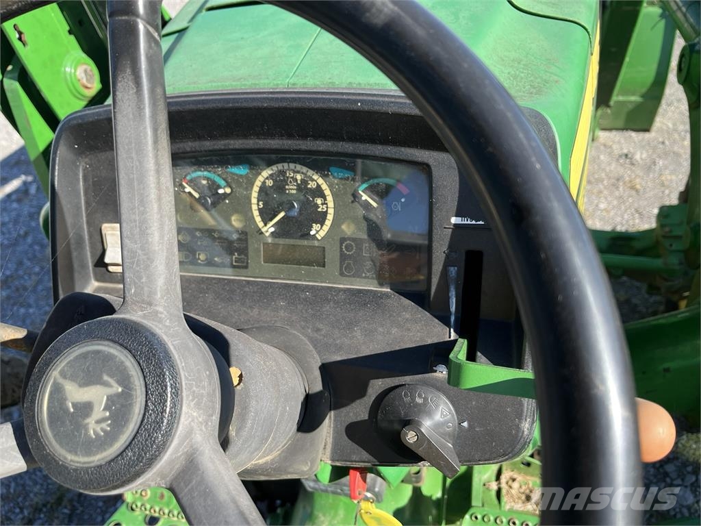John Deere 5075E Traktorji