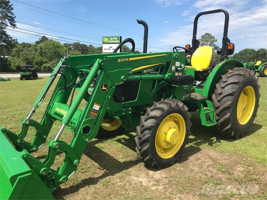John Deere 5075E Traktorji