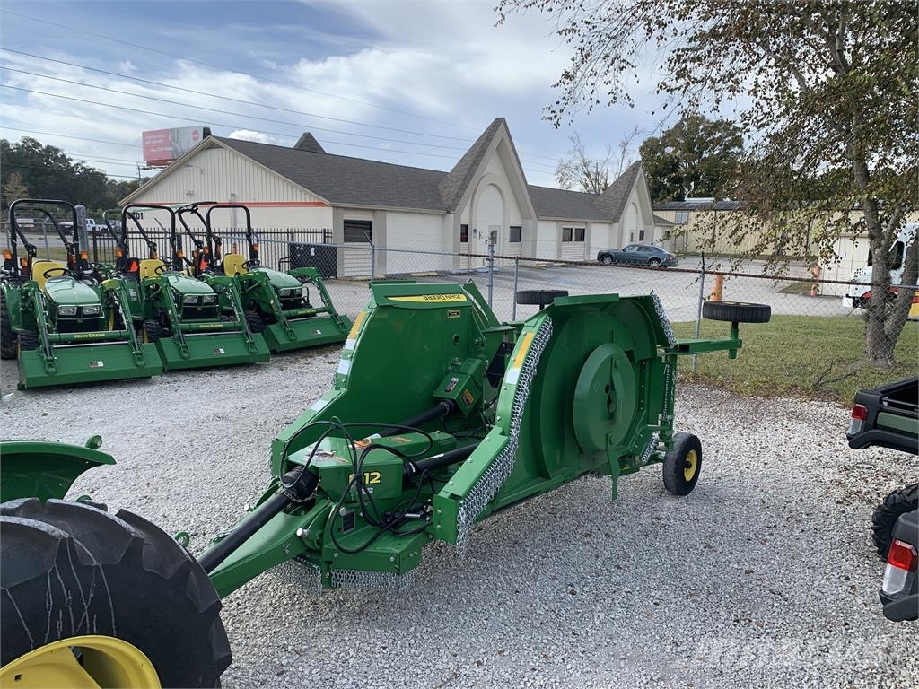 John Deere 5075E Traktorji