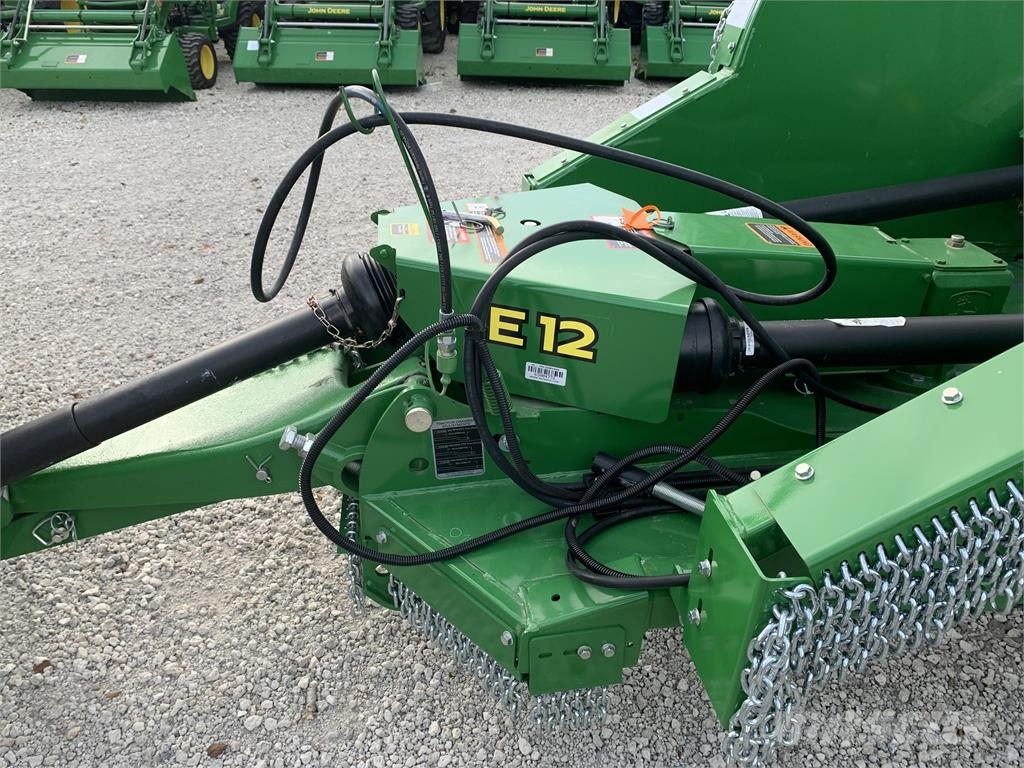 John Deere 5075E Traktorji