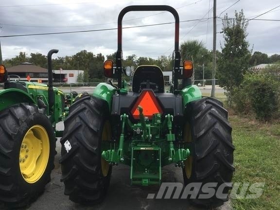 John Deere 5075E Traktorji