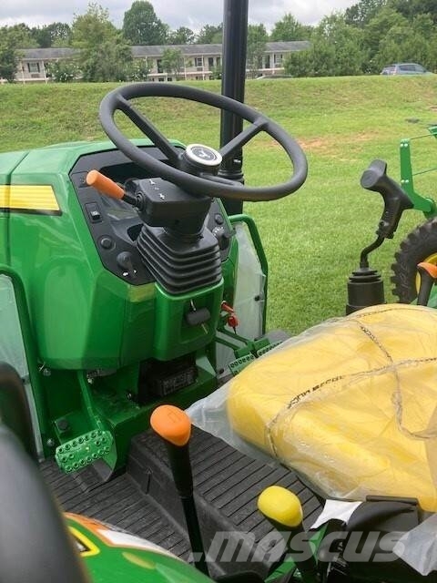 John Deere 5075E Traktorji