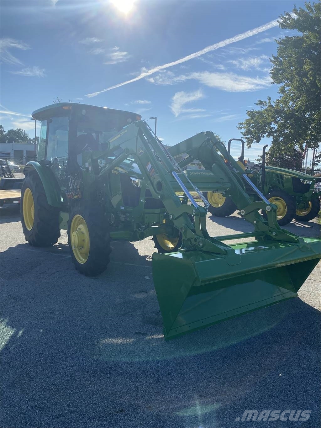 John Deere 5075E Traktorji