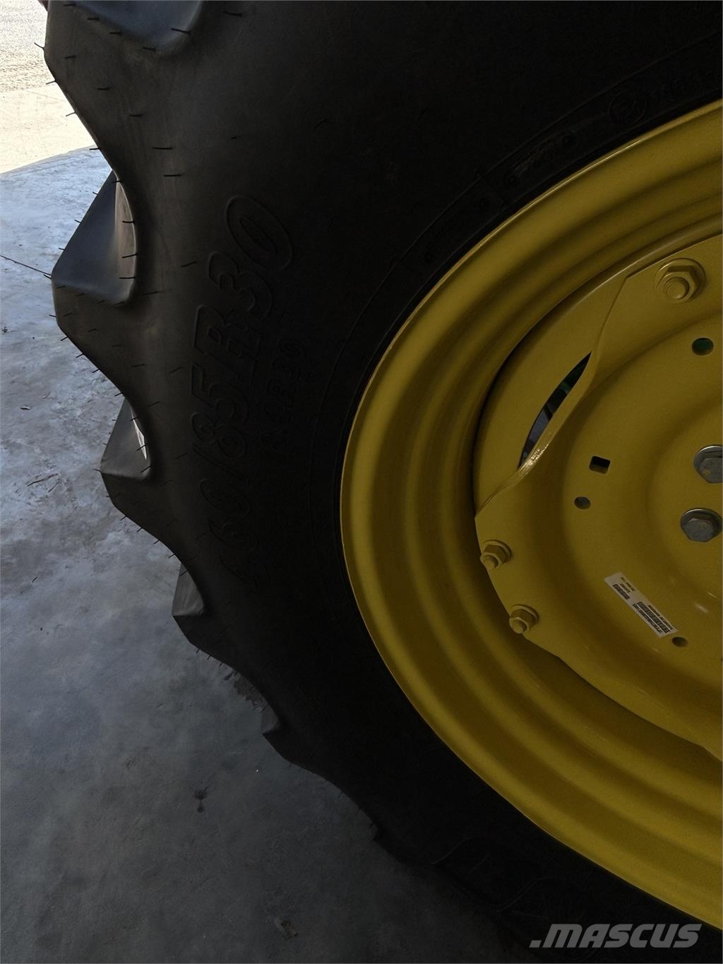 John Deere 5075M 트랙터