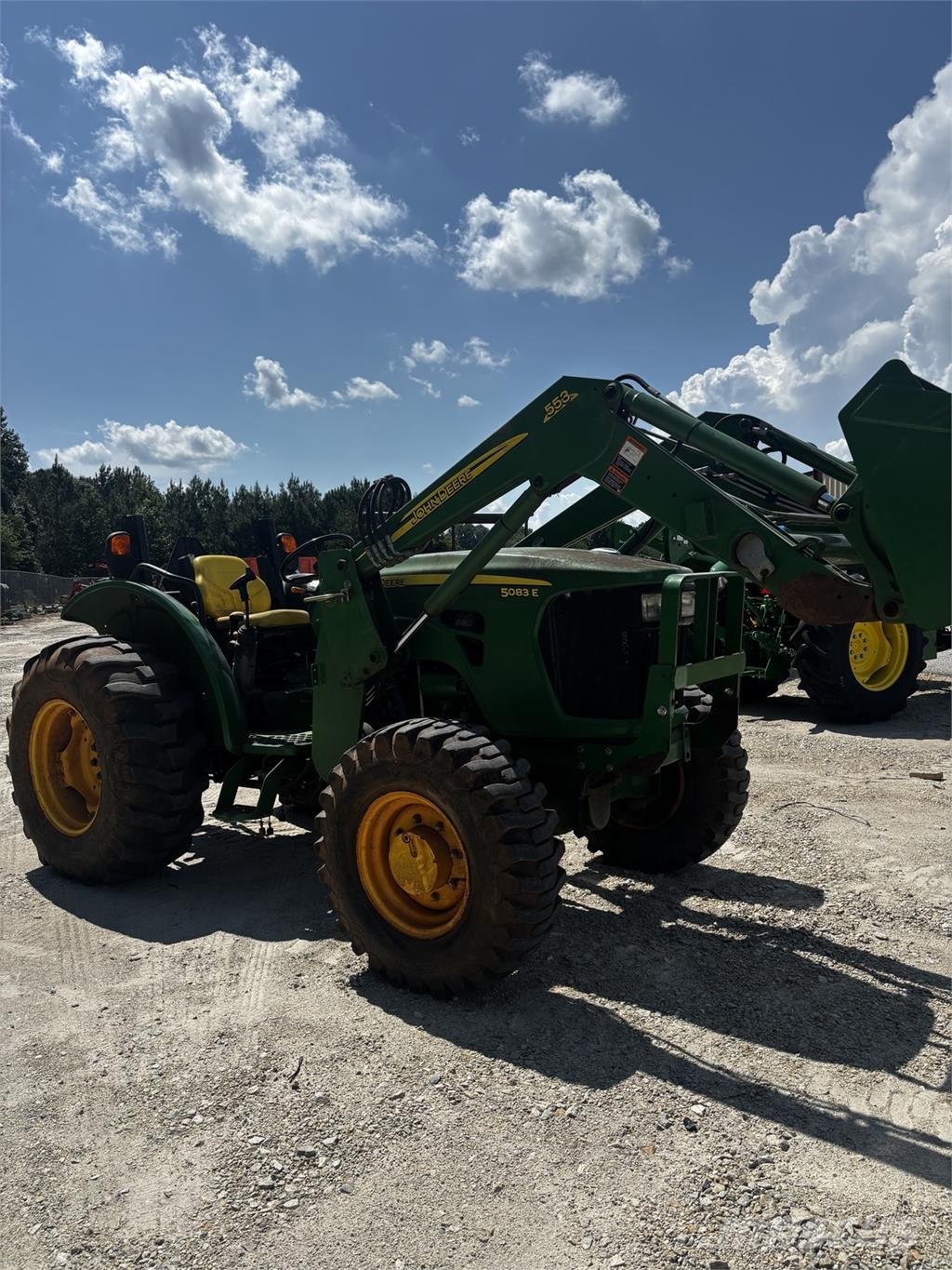 John Deere 5083E Tractores compactos