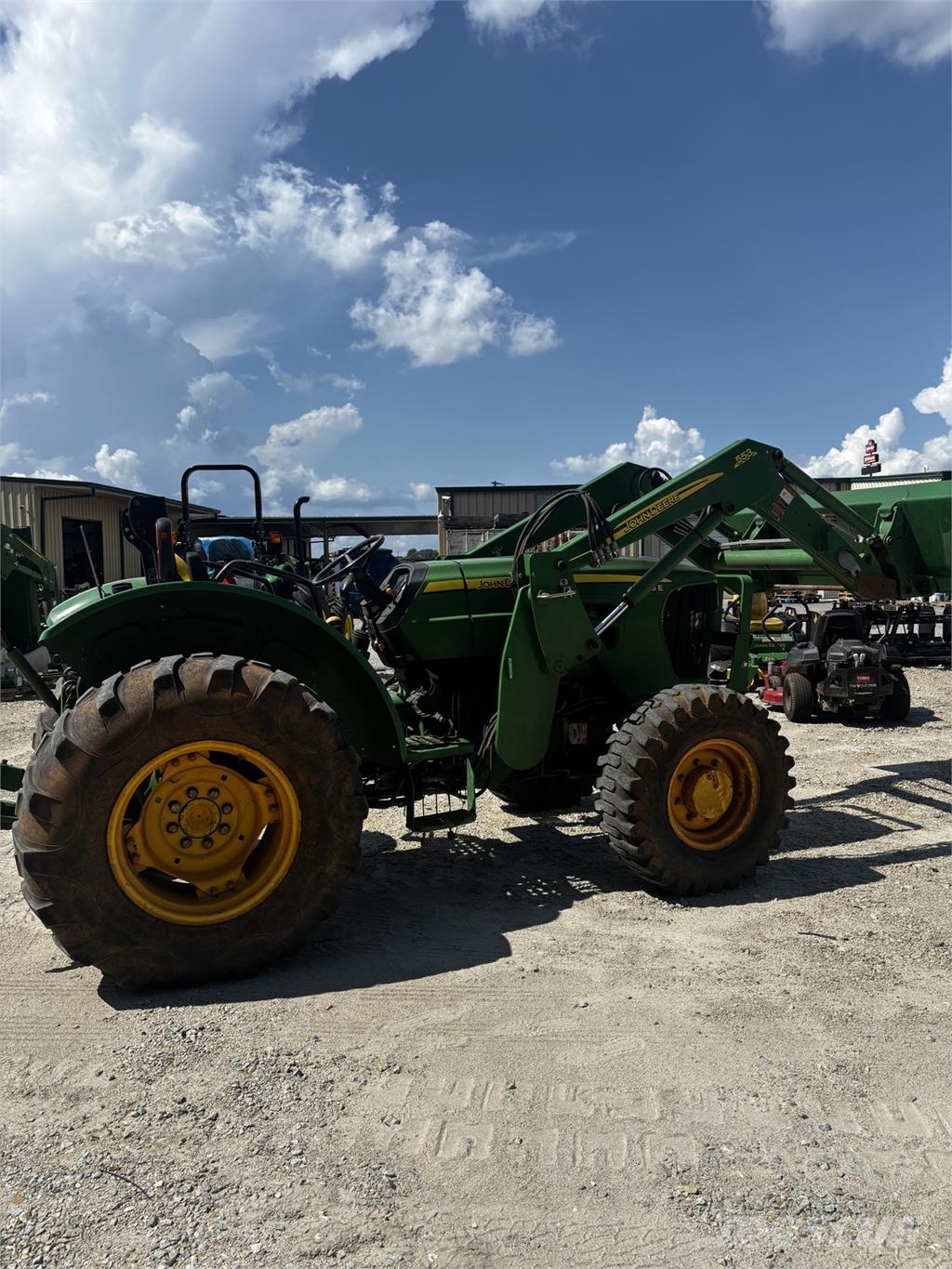 John Deere 5083E Tractores compactos