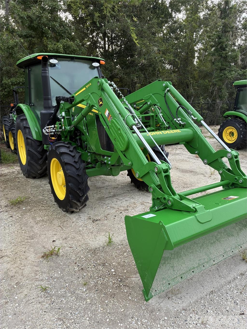 John Deere 5090E Tractors