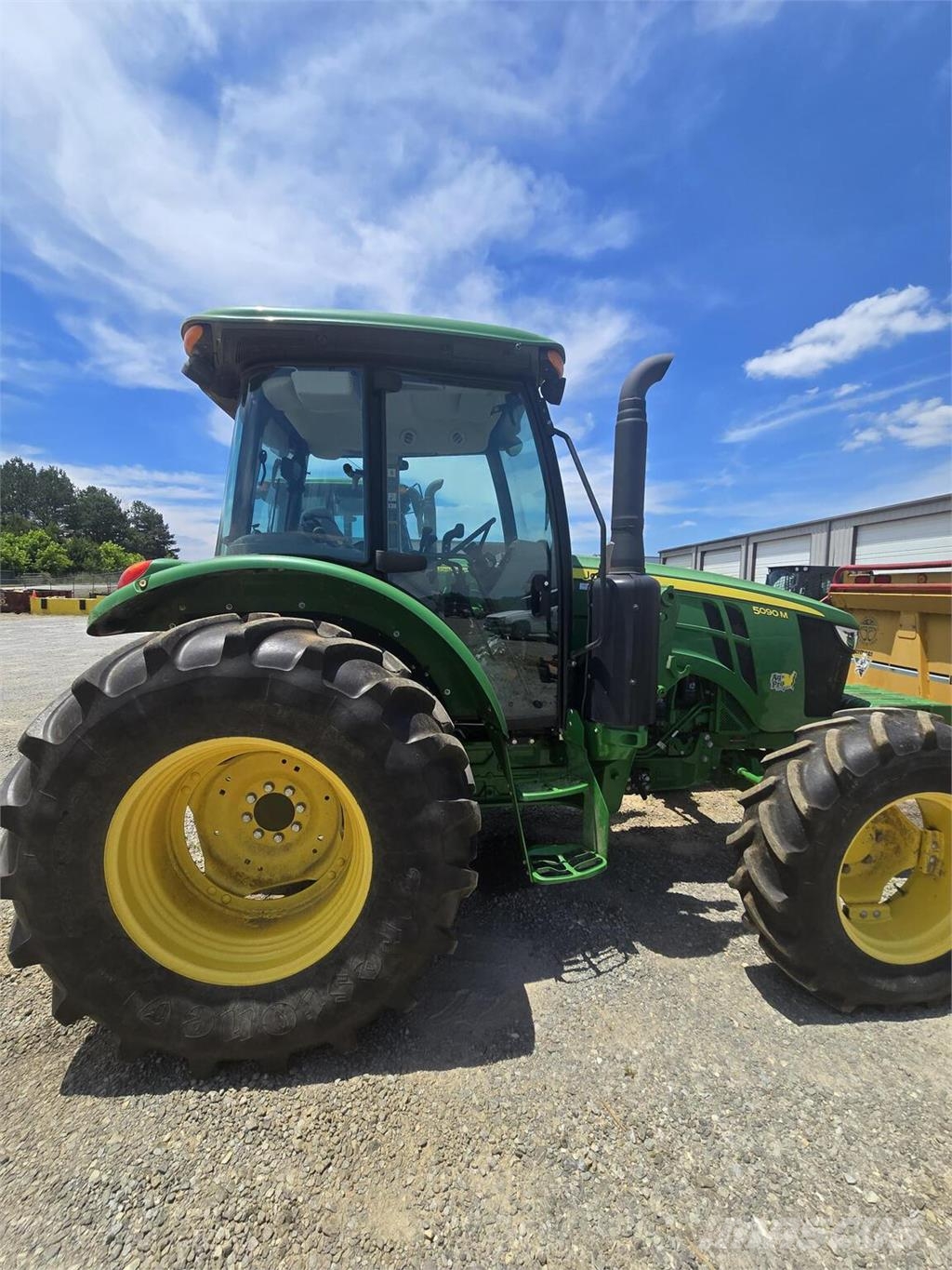 John Deere 5090M 소형 트랙터