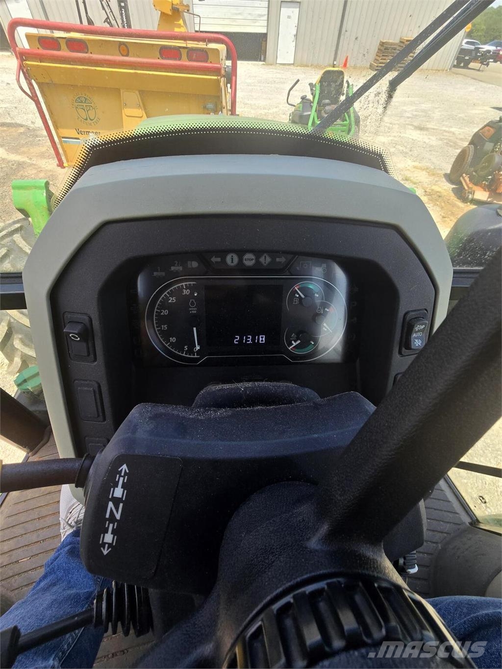 John Deere 5090M 소형 트랙터