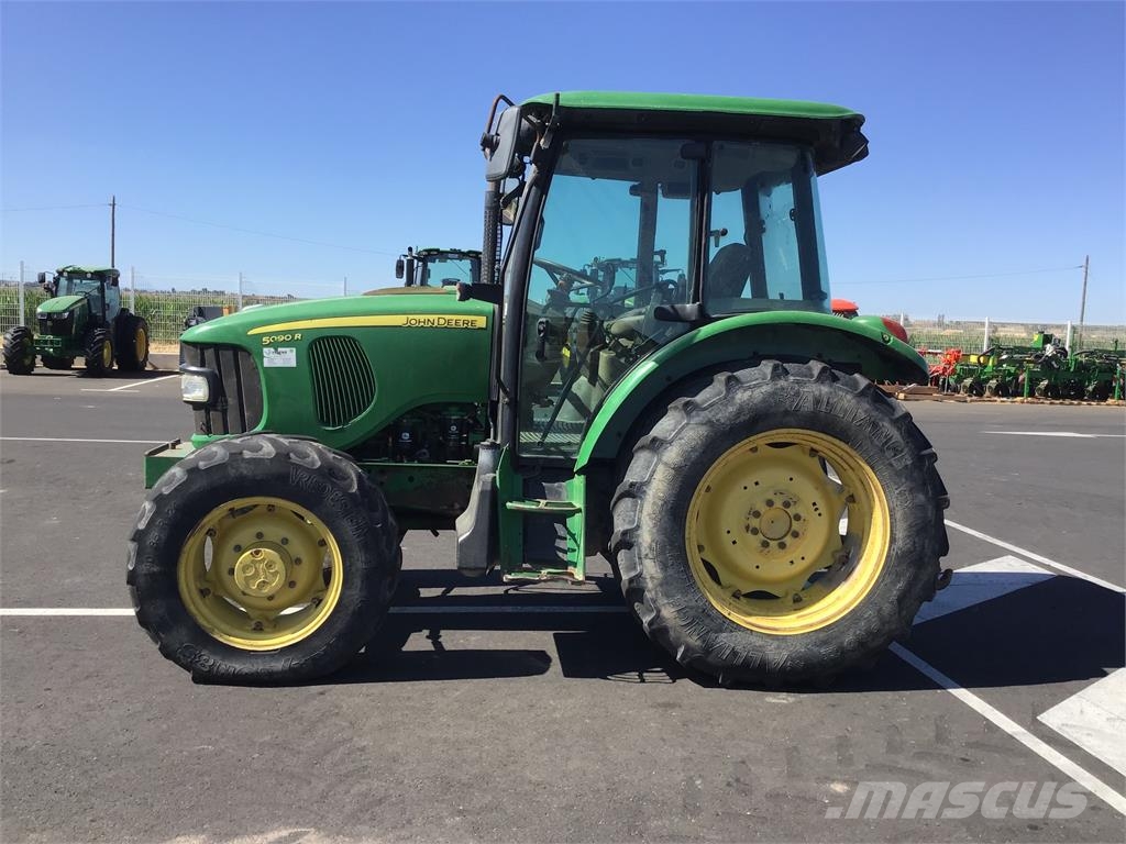 John Deere 5090R Traktori