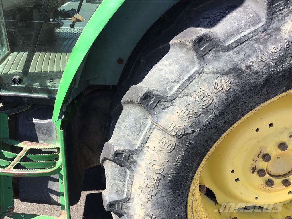 John Deere 5090R Traktori