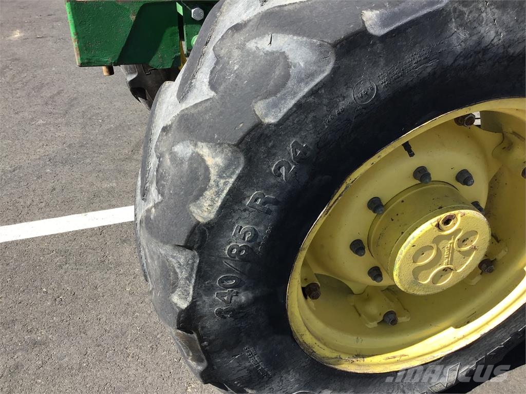 John Deere 5090R Traktori