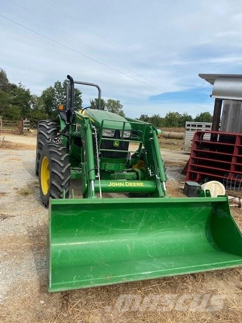 John Deere 5100E Traktorji