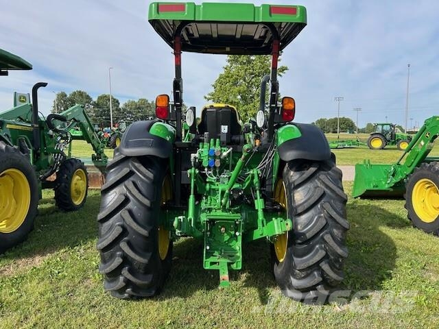John Deere 5100E 트랙터