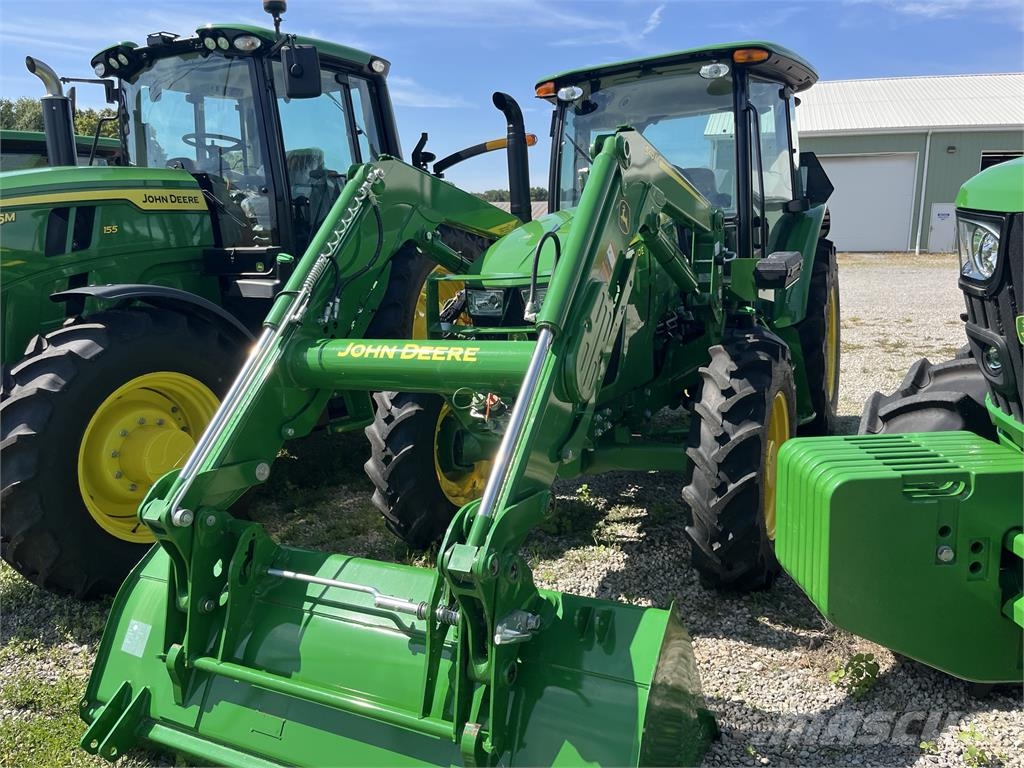 John Deere 5100E جرارات مدمجة