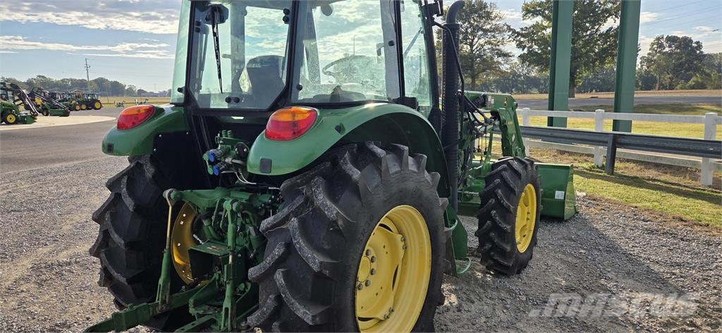 John Deere 5100M 拖拉机/农用车