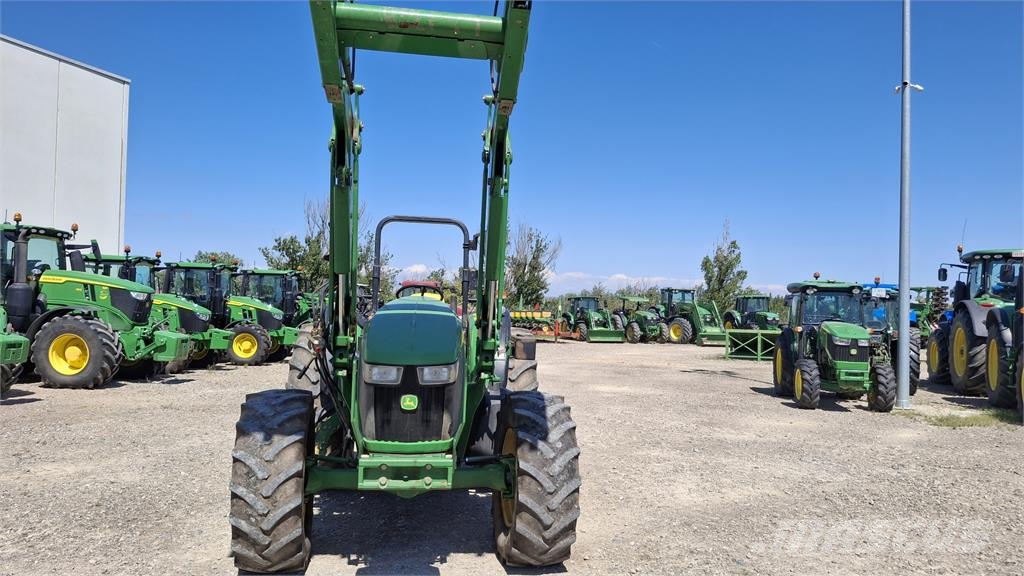 John Deere 5115M Ciągniki rolnicze