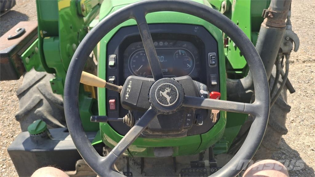 John Deere 5115M Ciągniki rolnicze