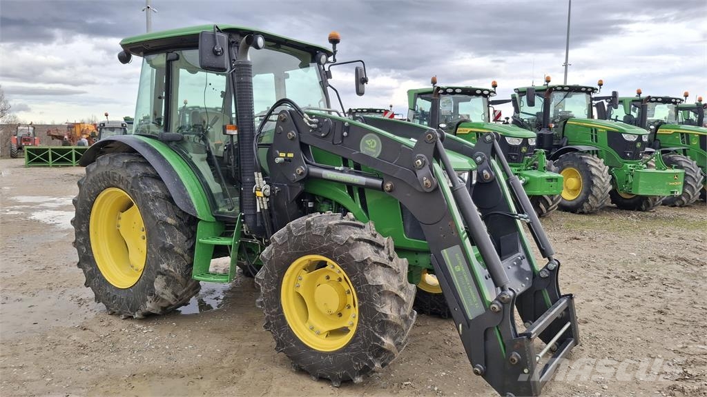 John Deere 5115M トラクター