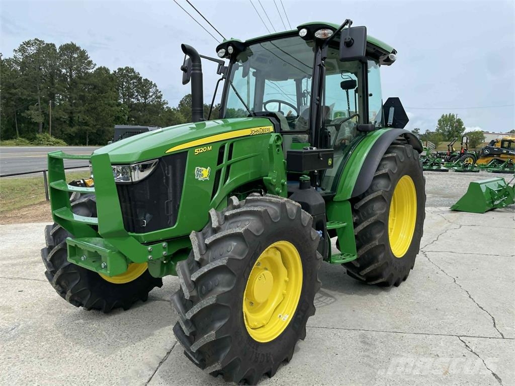 John Deere 5120M Traktori