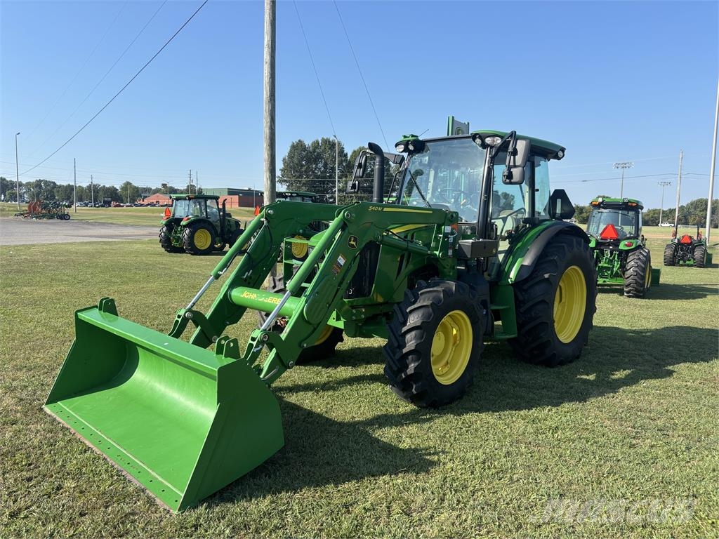 John Deere 5120M Traktorer