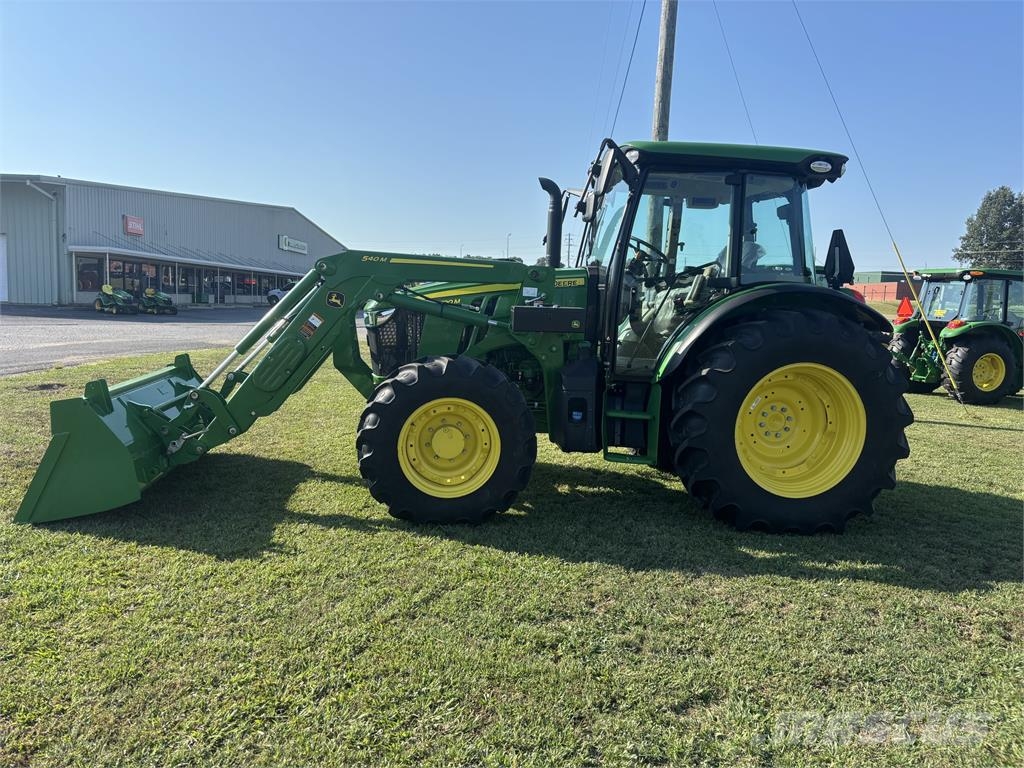 John Deere 5120M Traktorer