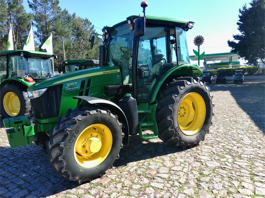 John Deere 5125R Tratores Agrícolas usados