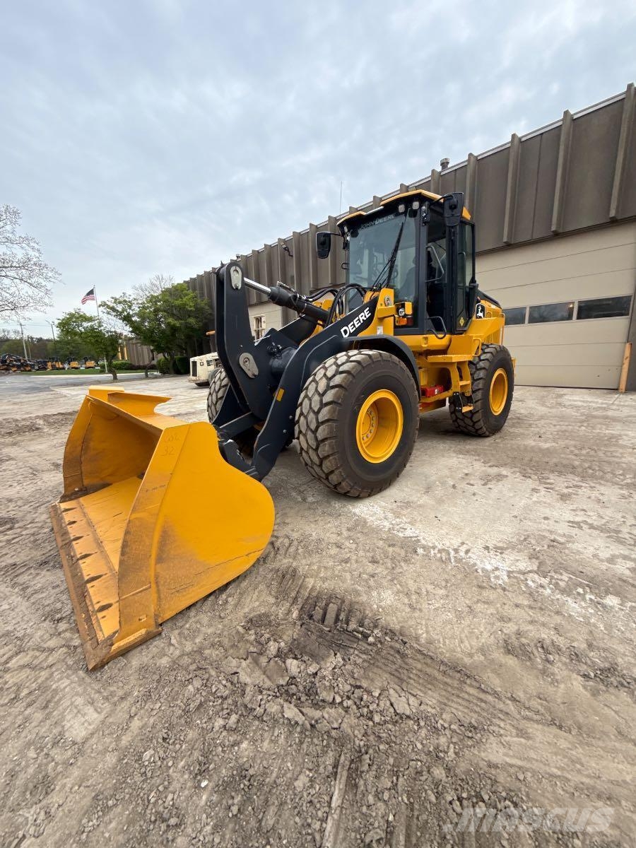 John Deere 524 P Tekerlekli yükleyiciler