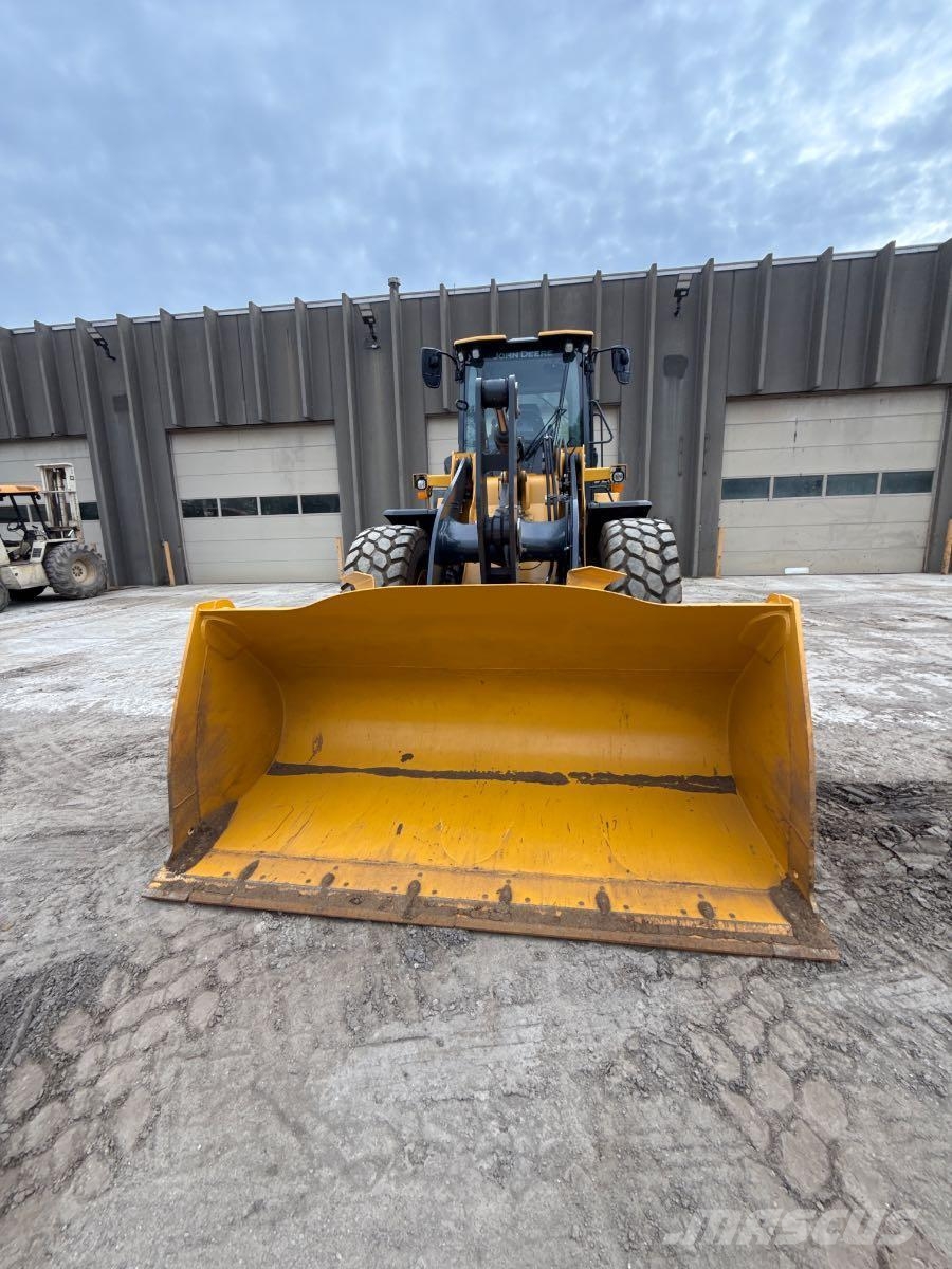 John Deere 524 P Tekerlekli yükleyiciler