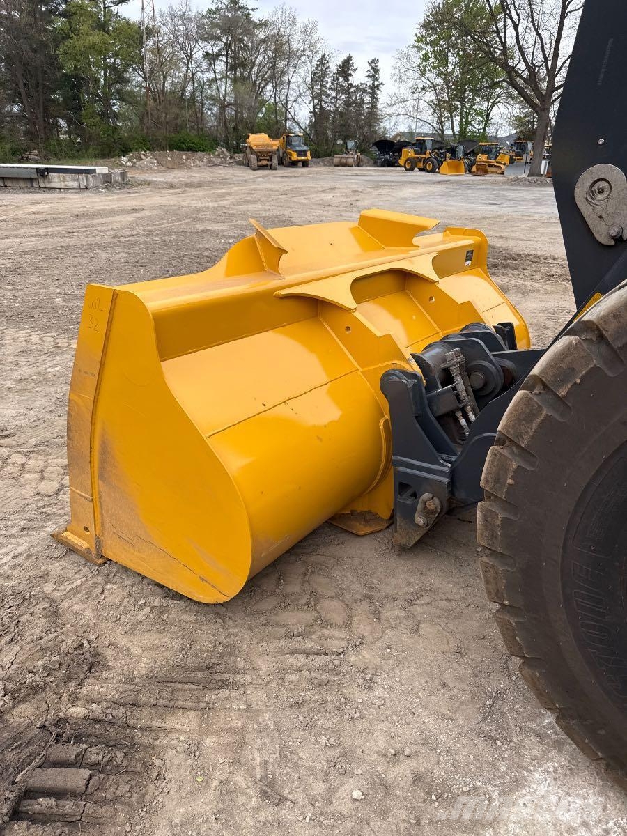 John Deere 524 P Tekerlekli yükleyiciler