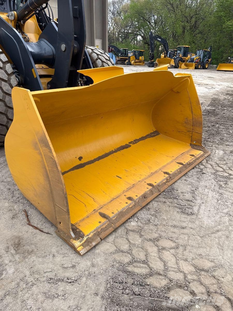 John Deere 524 P Tekerlekli yükleyiciler