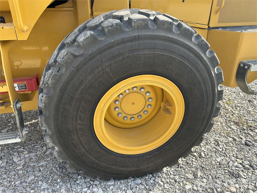 John Deere 524 P Utovarivači na točkove