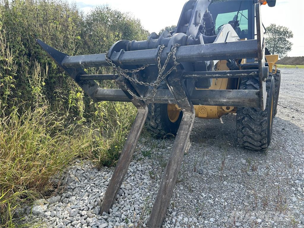John Deere 524 P Utovarivači na točkove