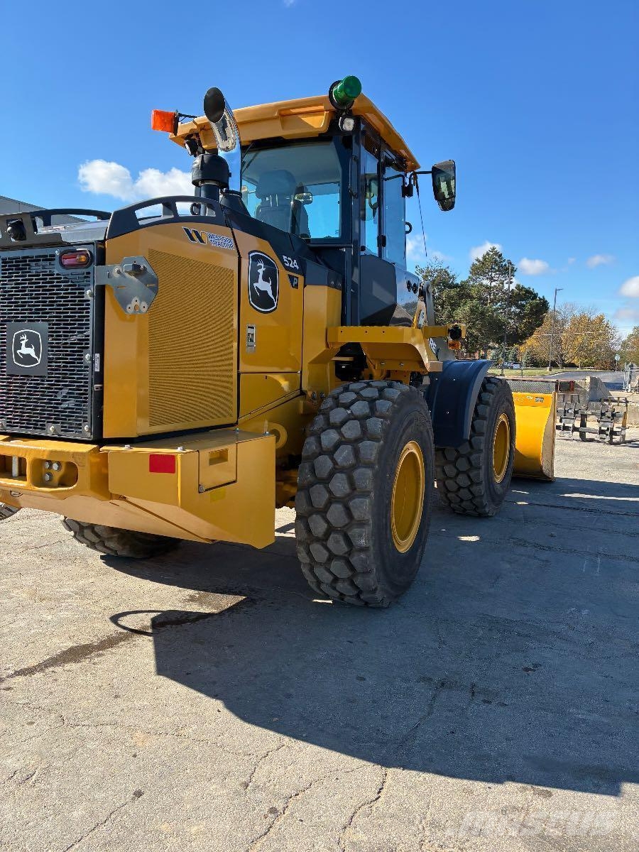 John Deere 524 P Incarcator pe pneuri